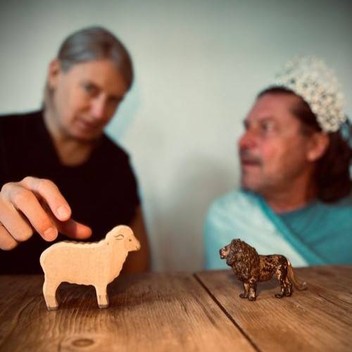 Ich habe König 6536a5082b2f3663970351d6 Ich habe König! 1 p 500, Quadrat