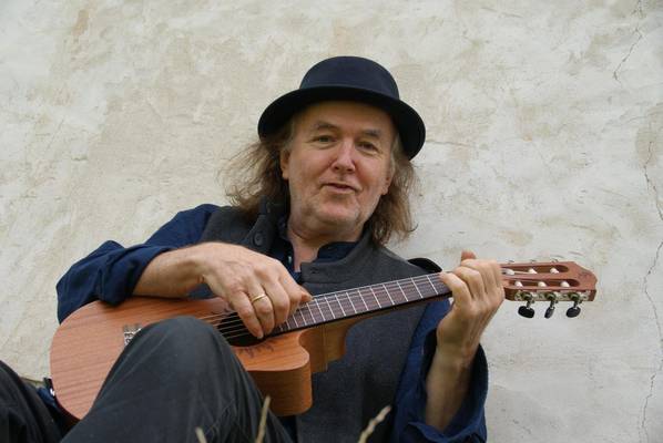 Gerhard Schöne singt im Dom &copy; Buschfunk