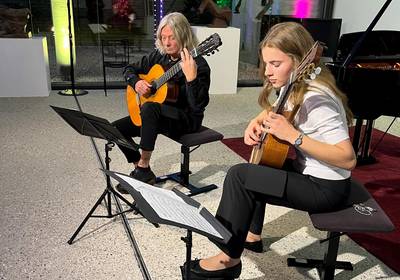 Inga Henke und Burghardt Steltner im Konzert „Energie für Nachwuchs“ im November 2024 / Ulrike Bennöhr