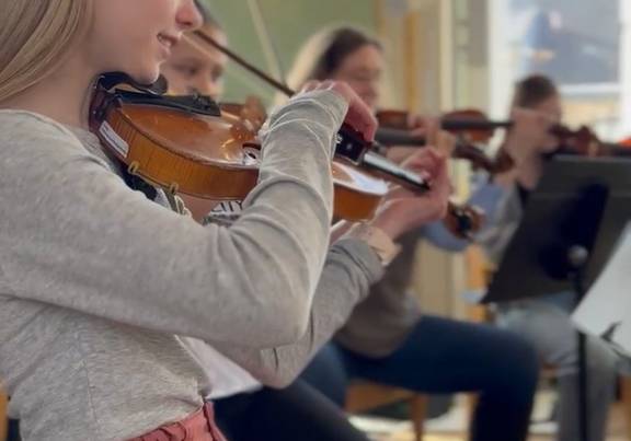 Probe für die Aufführung des Musicals "Götterolympiade" / Kreismusikschule Landkreis Rostock