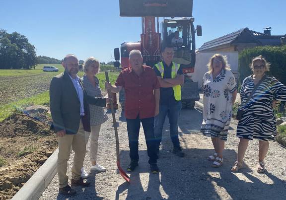 ländlicher Wegebau in Häschendorf / Landkreis Rostock