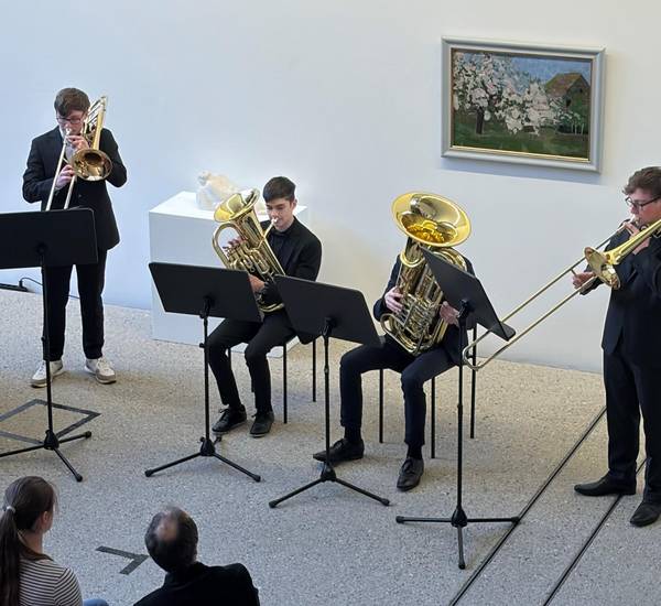 : Im Blechbläser-Quartett aus Güstrow musizieren Niklas Paschen (Posaune), Alexander Quella (Euphonium), Lars Zirzow (Tuba) und Lukas Paschen (Posaune).