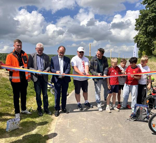 Radweg bei Thulendorf offiziell freigegeben