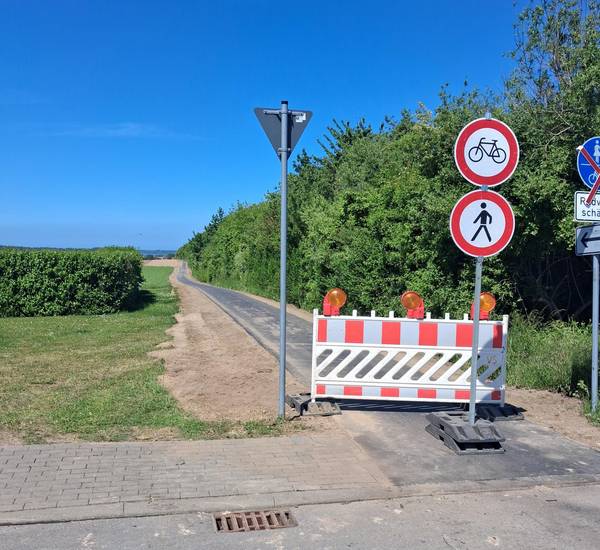 Radweg zwischen Teßmannsdorf und Rakow freigegeben Radweg zwischen Teßmannsdorf und Rakow freigegeben